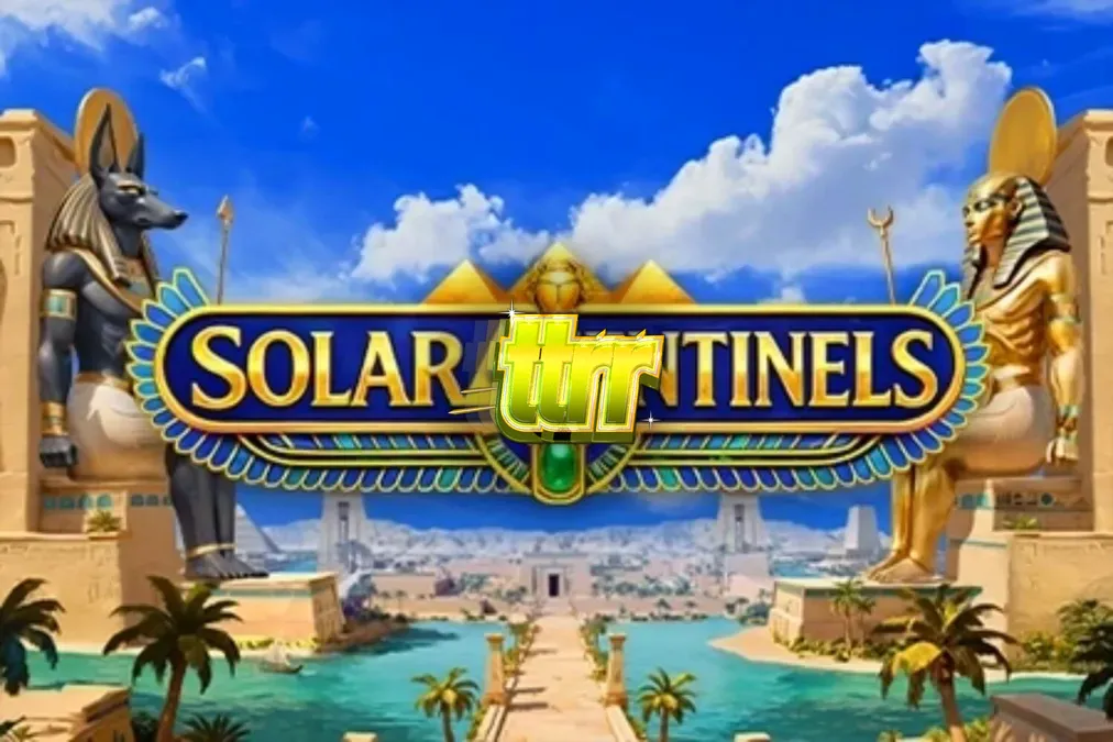 Cenário cinematográfico do slot Solar Sentinels com monumentos egípcios ao pôr do sol